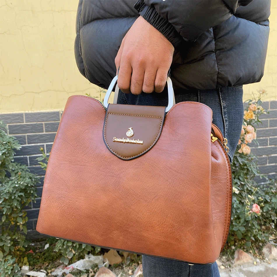 Fashion Print Large Capacity Soft Leather Luxury Handbag