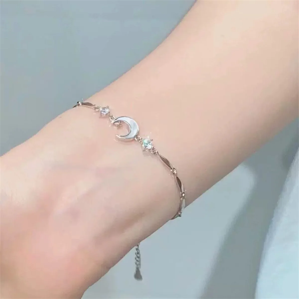Korean Elegant Cherry Blossom Bow Zircon Bracelet For Women