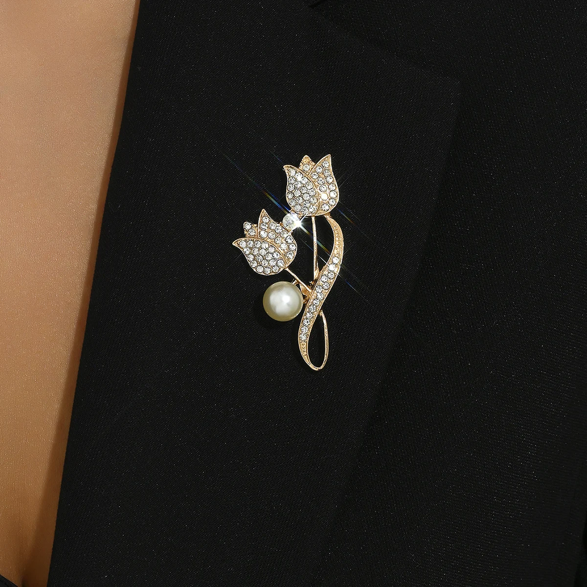 1PC Women Elegant Tulip Flower Brooch