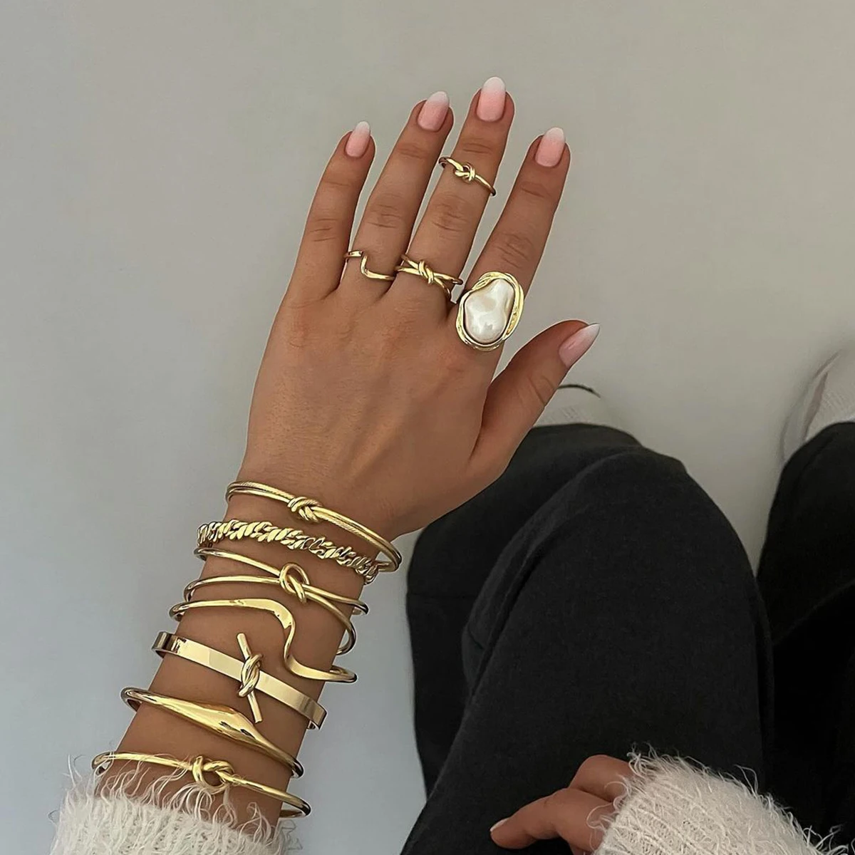 Fashion Imitation Pearl Stainless Steel Gold Color Ring for Women Engagement Party Gift Temperament Jewelry 2024 Fashion Imitation Pearl Stainless Steel Gold Color Ring for Women Engagement Party Gift Temperament Jewelry 2024