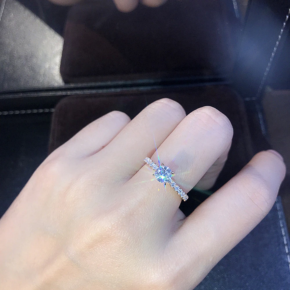 Huitan Round Zirconia Wedding Engagement Ring Women Huitan Round Zirconia Wedding Engagement Ring Women