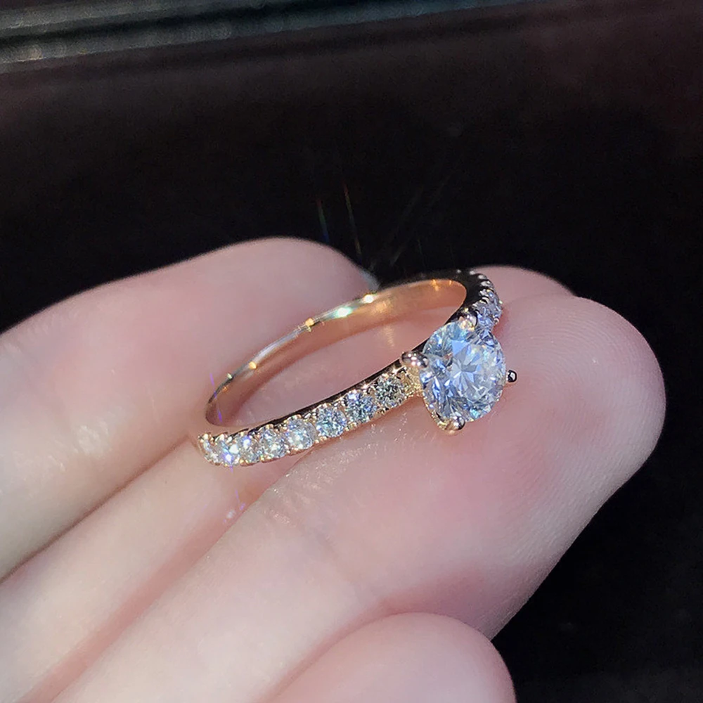 Huitan Round Zirconia Wedding Engagement Ring Women Huitan Round Zirconia Wedding Engagement Ring Women