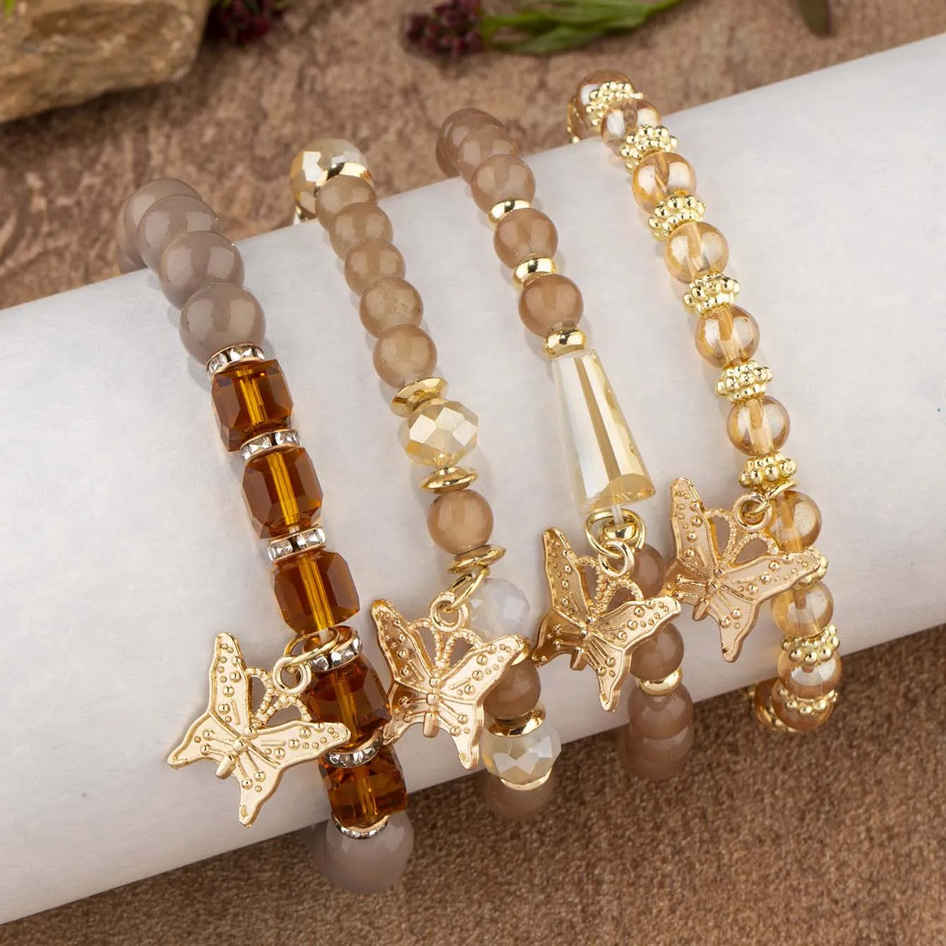 4Pcs Trendy Butterfly Beaded Bracelet Set For Women