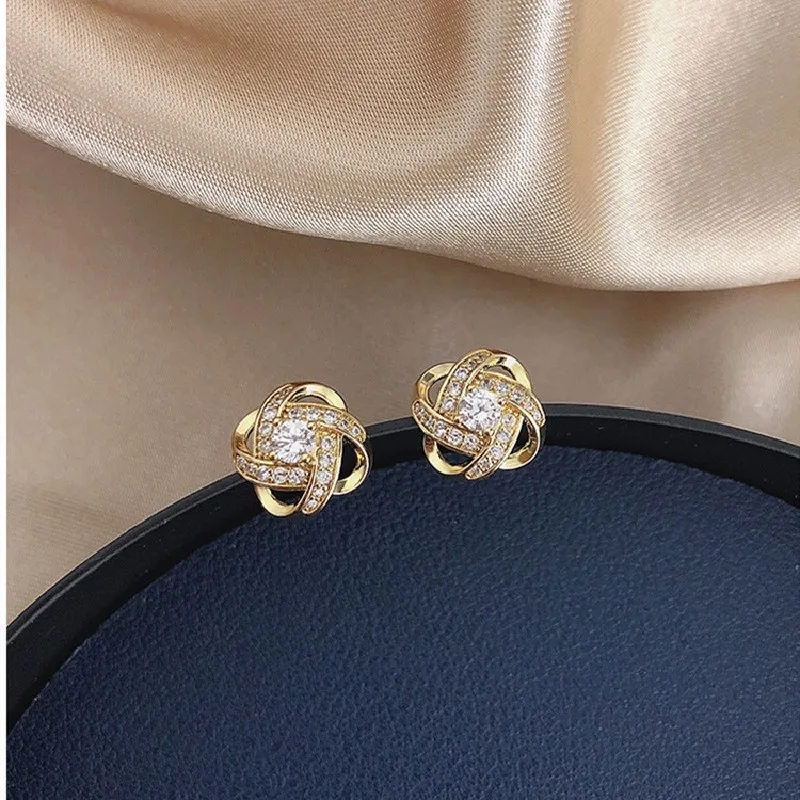 Cross Hollow Light Luxury Zircon Stud Earrings