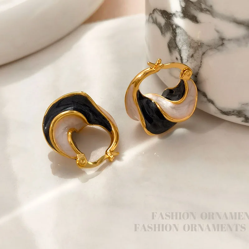Enamel Color Metal Texture Small Hoop Earrings for Women Enamel Color Metal Texture Small Hoop Earrings for Women
