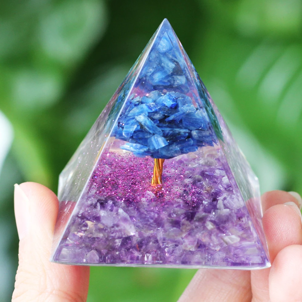 Energy Generator Orgone Pyramid Natural stone amethyst crystal