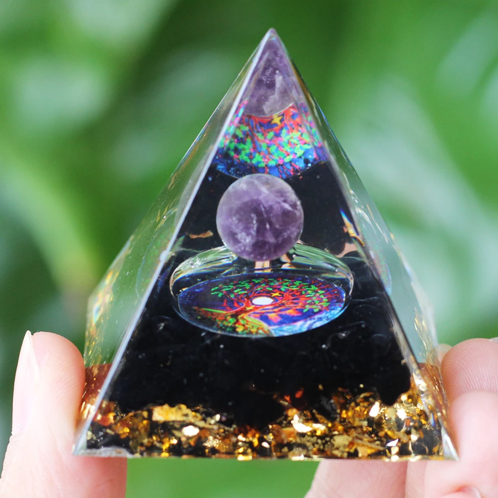 Energy Generator Orgone Pyramid Natural stone amethyst crystal