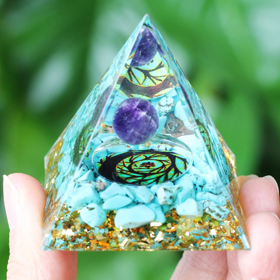 Energy Generator Orgone Pyramid Natural stone amethyst crystal