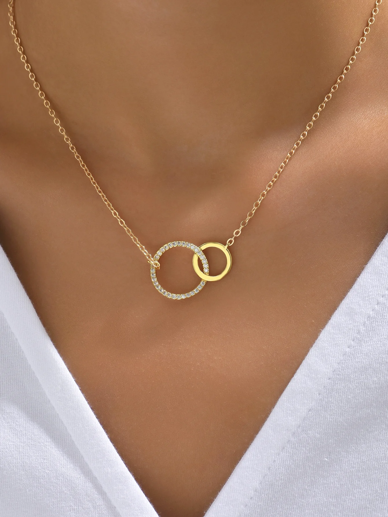 Stainless Steel Dainty Double Circle Pendant Necklaces for Women