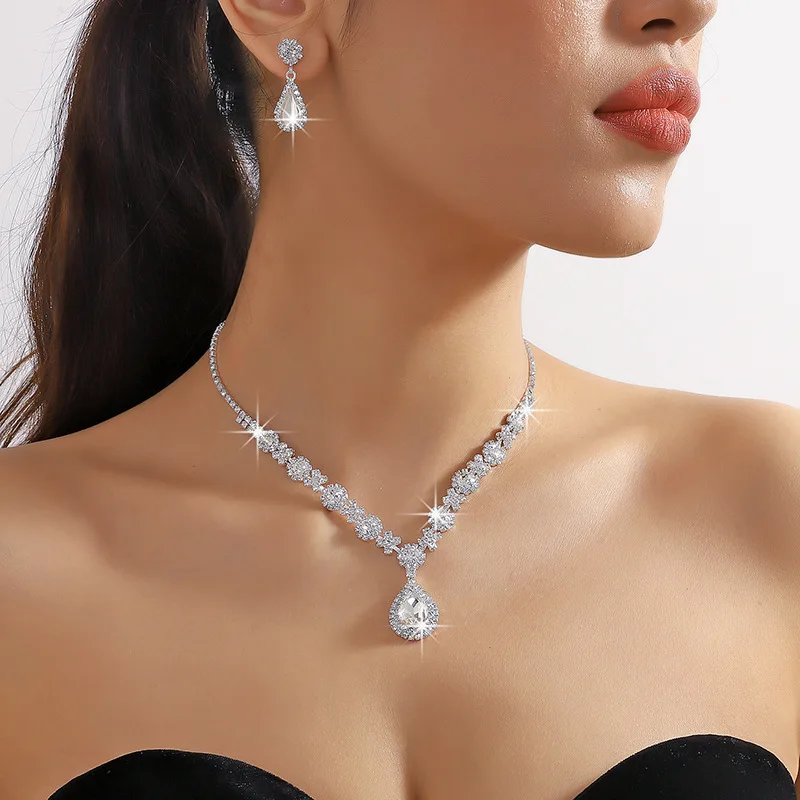 3 pieces crystal droplet necklace earrings set