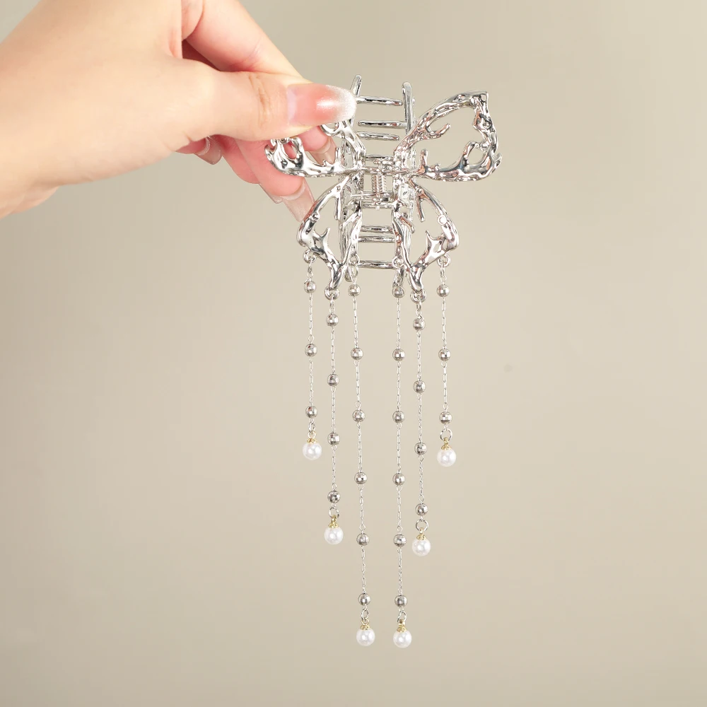 AWAYTR Hair Claw Butterfly Pearl Tassel Hair Clip