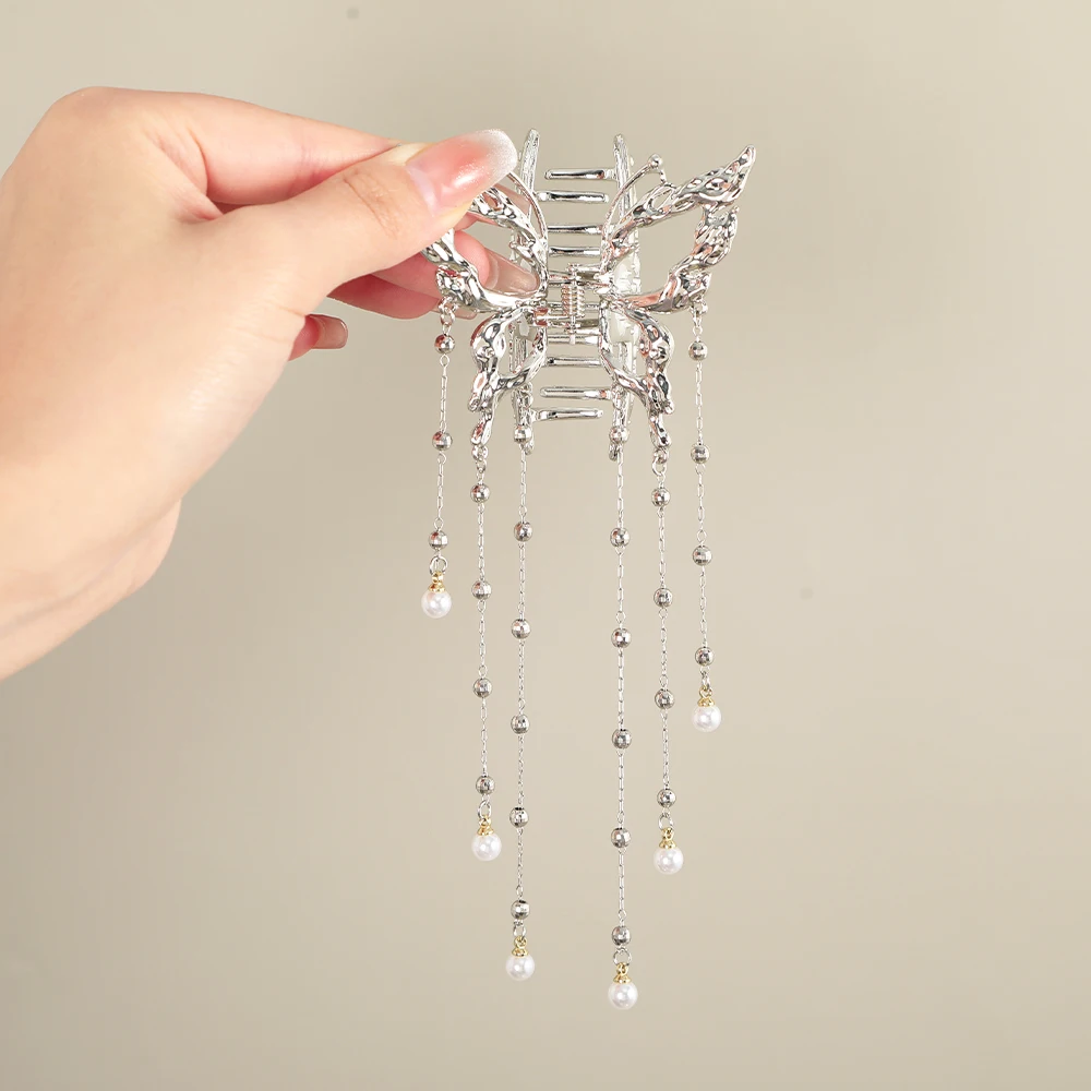 AWAYTR Hair Claw Butterfly Pearl Tassel Hair Clip